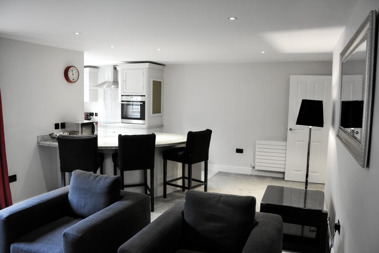 Pinnacle Residences - Apartemen *