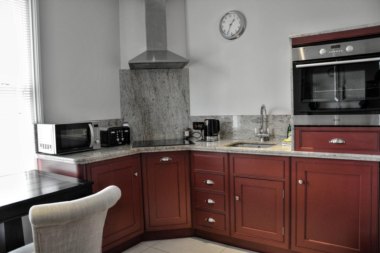 Pinnacle Residences - Apartemen *