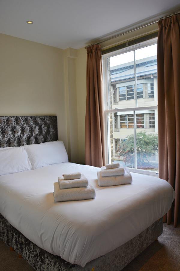 Pinnacle Residences - Apartemen